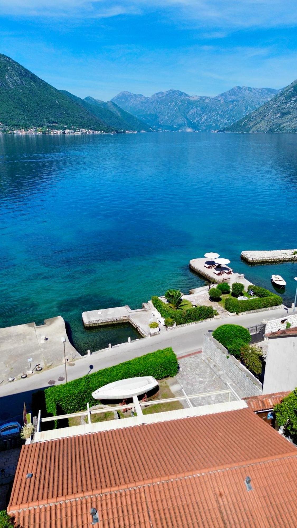 Apartments Radonicic Kotor Bagian luar foto